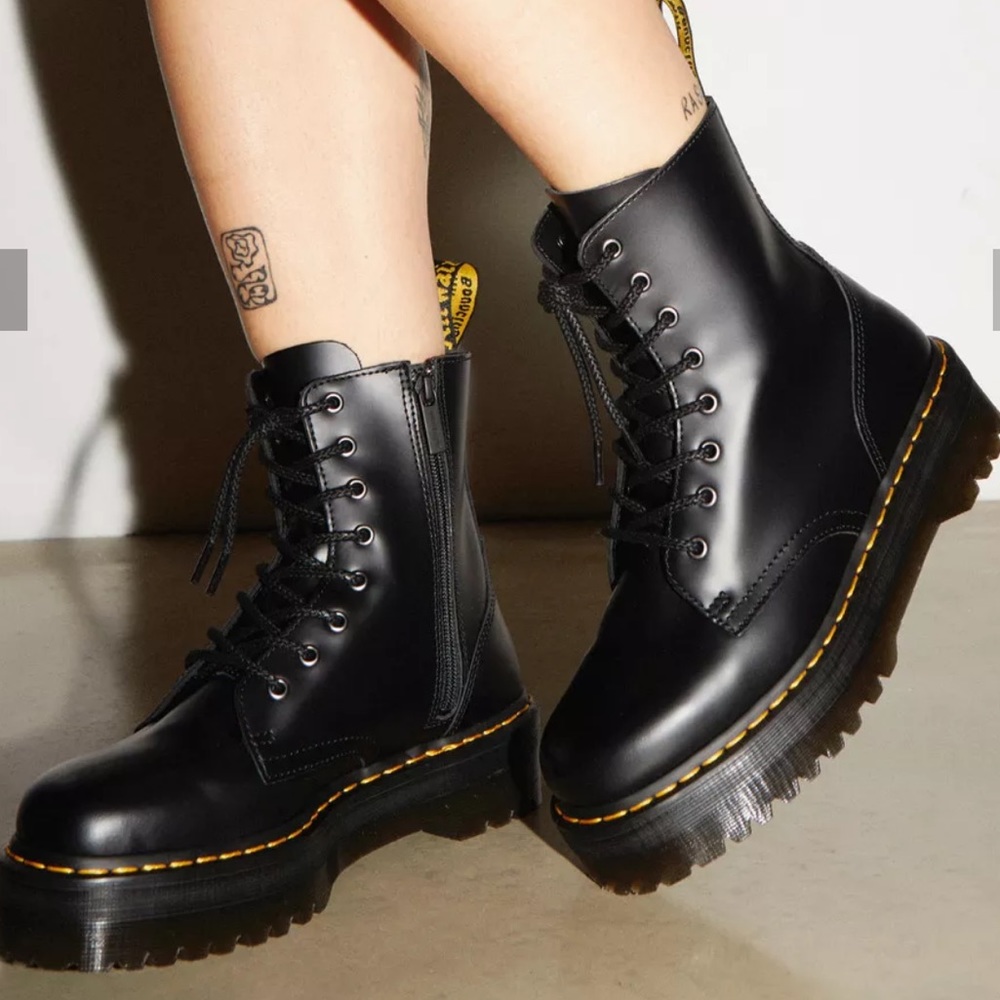Jadon Doc Marten Boots